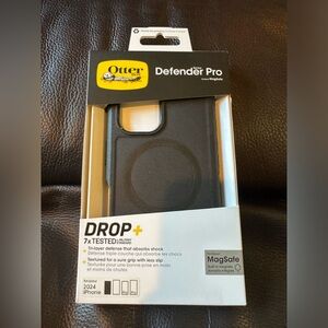 OtterBox iPhone 16 Defender Pro Series Case with MagSafe - Black